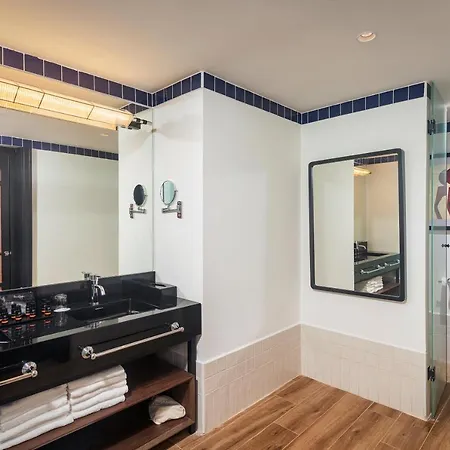 Ocean Eden Bay (Adults Only) Hotel Spring Rises Room photo Bathroom