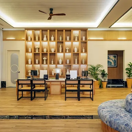 Ocean Eden Bay (Adults Only) Hotel Spring Rises Room photo The lobby of the hotel